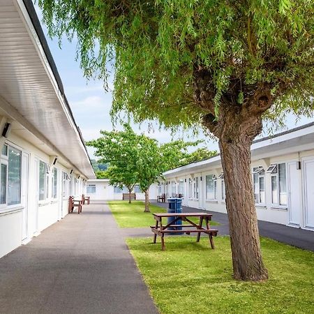 Sand Bay Holiday Village - Adults Only Weston-super-Mare Ngoại thất bức ảnh