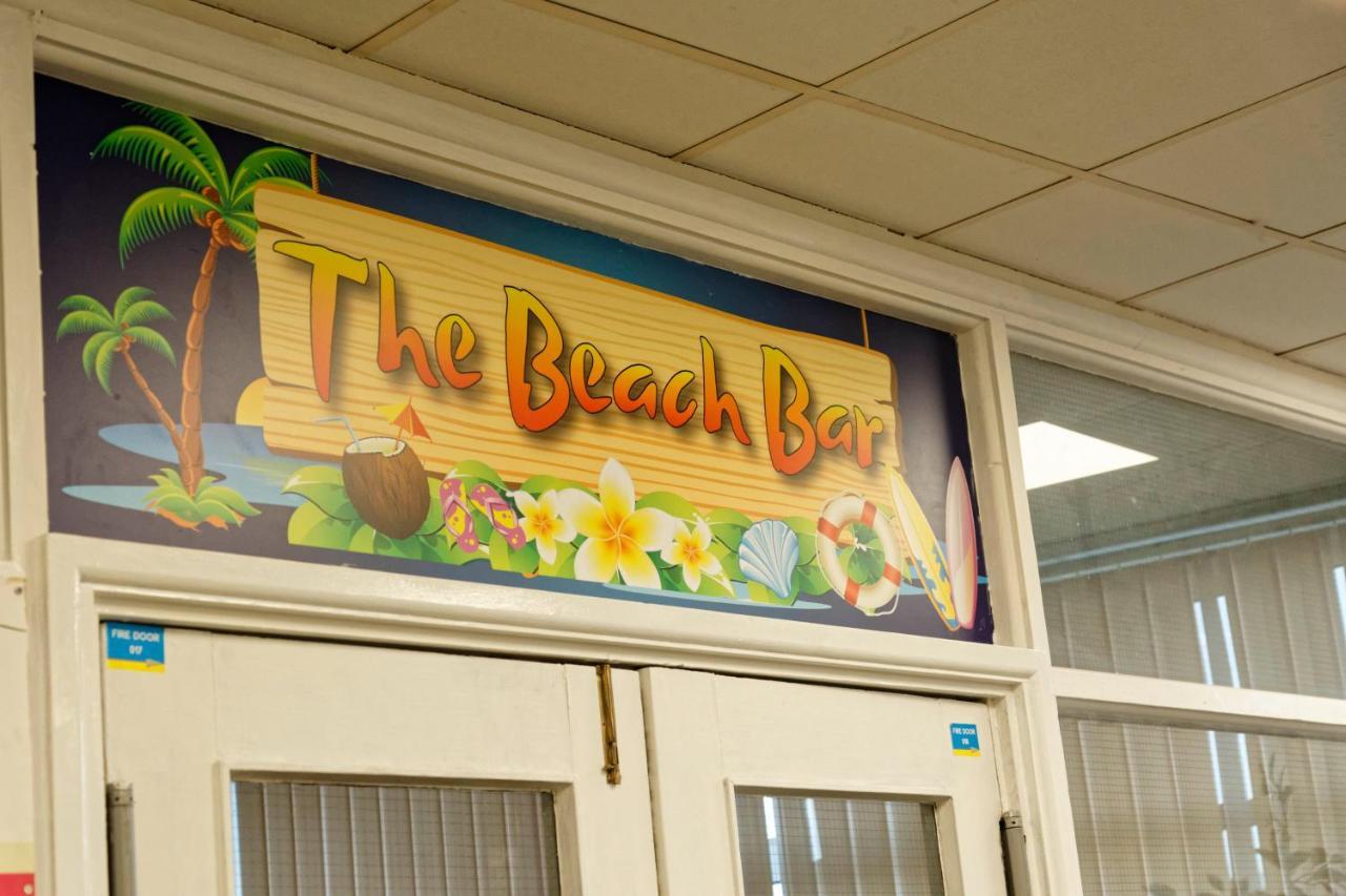 Sand Bay Holiday Village - Adults Only Weston-super-Mare Ngoại thất bức ảnh