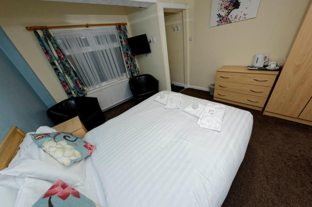 Sand Bay Holiday Village - Adults Only Weston-super-Mare Ngoại thất bức ảnh