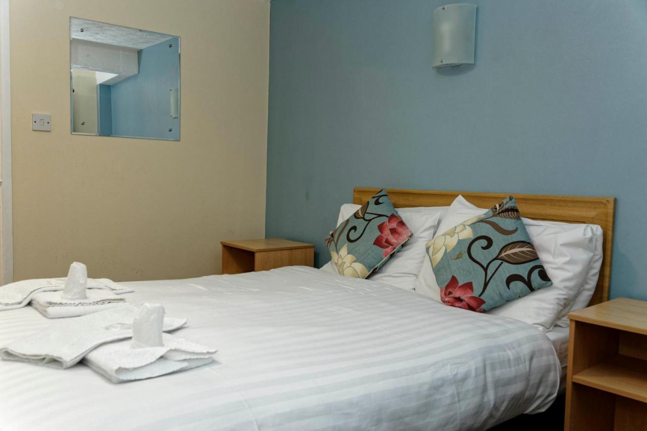 Sand Bay Holiday Village - Adults Only Weston-super-Mare Ngoại thất bức ảnh