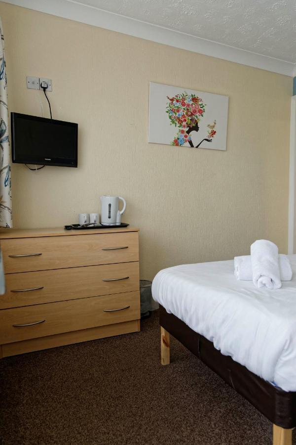 Sand Bay Holiday Village - Adults Only Weston-super-Mare Ngoại thất bức ảnh