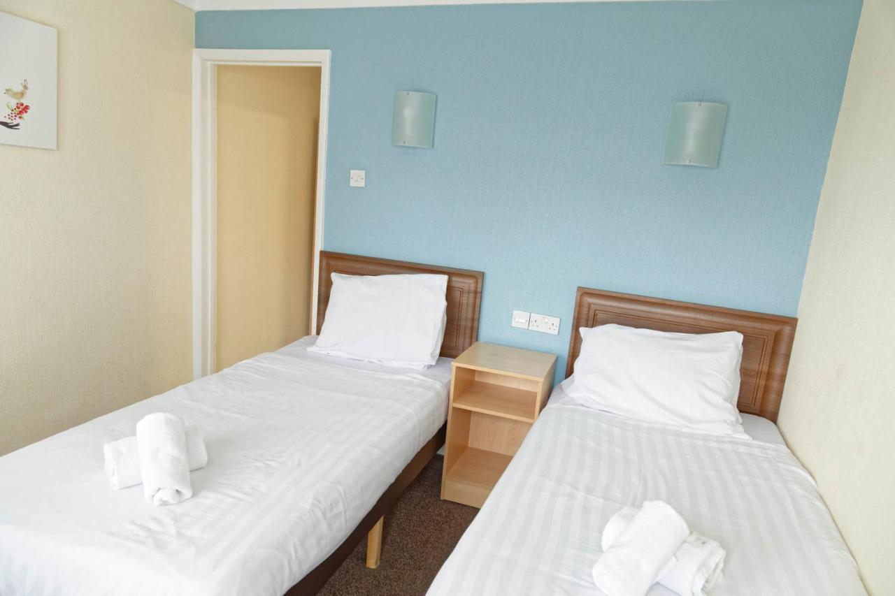 Sand Bay Holiday Village - Adults Only Weston-super-Mare Ngoại thất bức ảnh