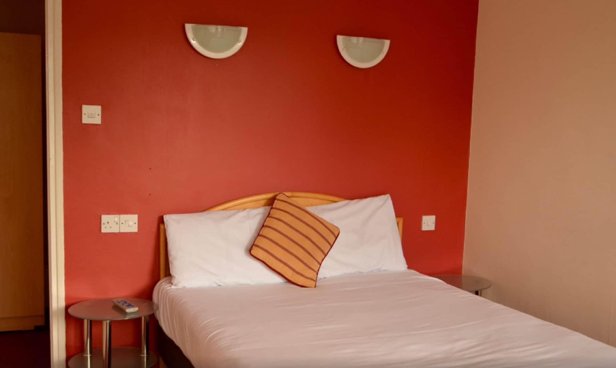 Sand Bay Holiday Village - Adults Only Weston-super-Mare Ngoại thất bức ảnh