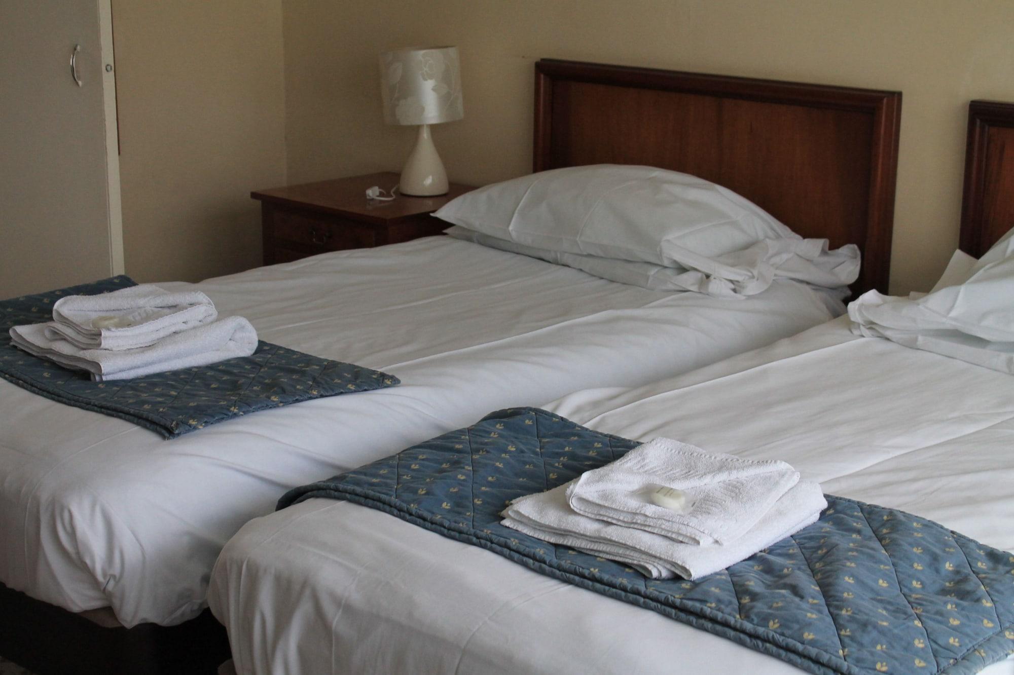 Sand Bay Holiday Village - Adults Only Weston-super-Mare Ngoại thất bức ảnh