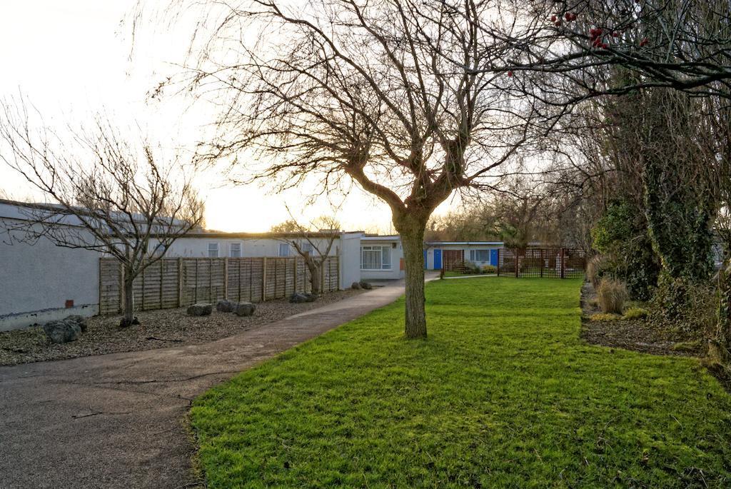 Sand Bay Holiday Village - Adults Only Weston-super-Mare Ngoại thất bức ảnh