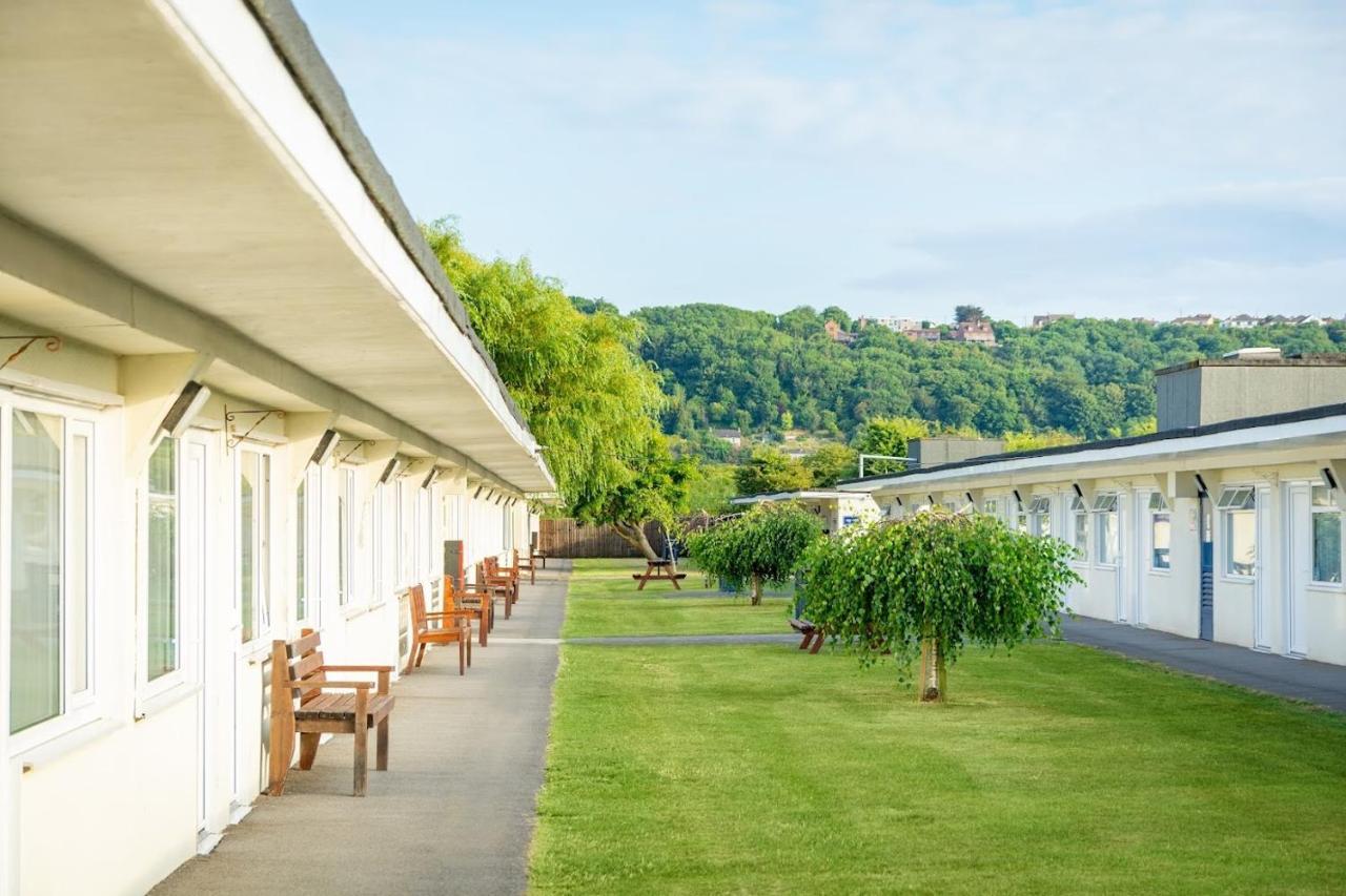 Sand Bay Holiday Village - Adults Only Weston-super-Mare Ngoại thất bức ảnh